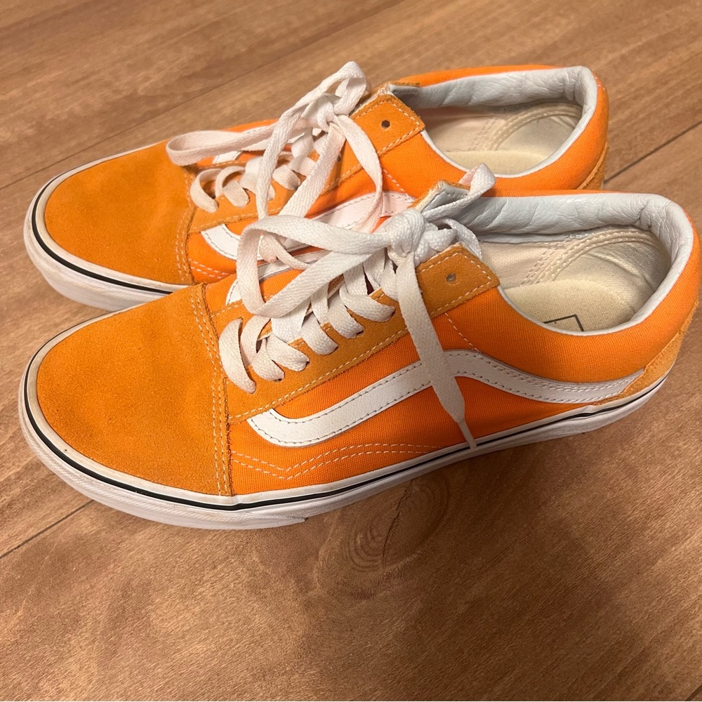Vans - Picture 4 of 8